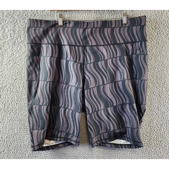 ID Ideology Plus Size Compression Geo-Print 10" Bike Shorts, Deep Black, 2X New - Picture 2 of 5